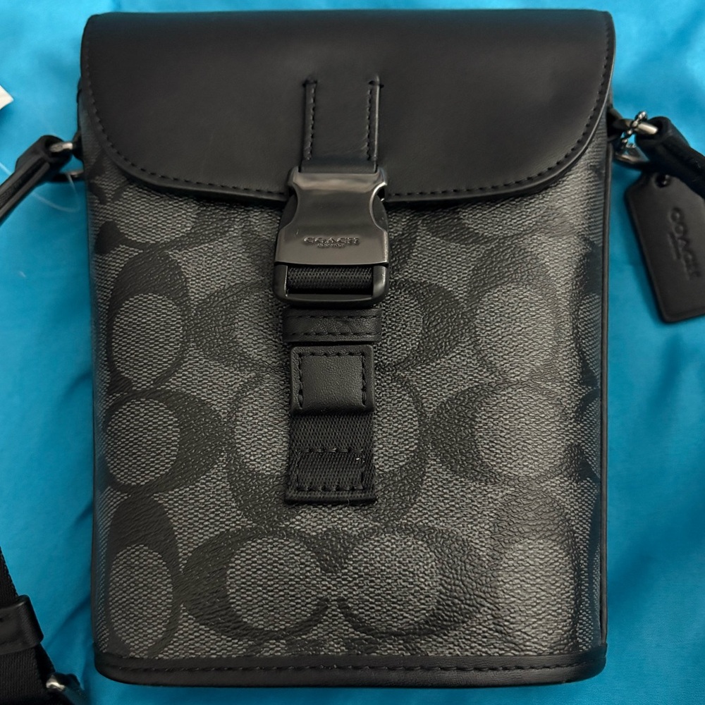 Coach cross body purse